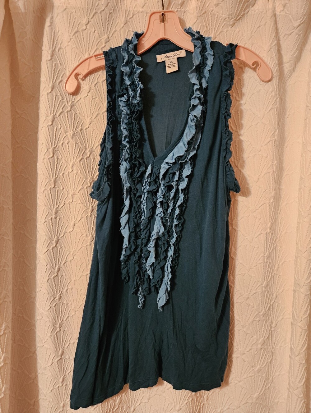 Ruffled V-Neck Sleeveless Tank in Teal